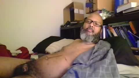 eyequee0007 online show from February 18, 2026, 3:57 am