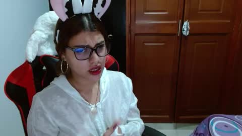 Snapshot of eyfy_bbs chatting on October 30, 2025, 10:10 pm Nadia online show from October 30, 2025, 10:10 pm