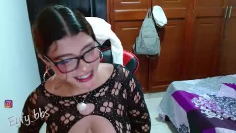 Nadia online show from February 7, 2026, 10:02 pm