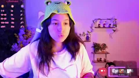 eymmy_24 online show from February 11, 2026, 2:27 am