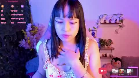 eymmy_24 online show from February 25, 2026, 3:05 am