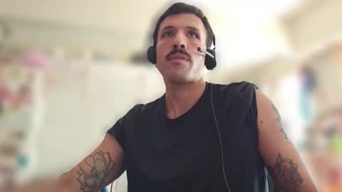 Snapshot of ezlajfer chatting on March 20, 2026, 4:12 pm venusah online show from March 20, 2026, 4:12 pm