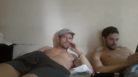 ezzcunha online show from April 21, 2026, 7:39 pm