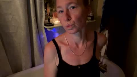 FabOmobono online show from December 23, 2024, 6:00 am