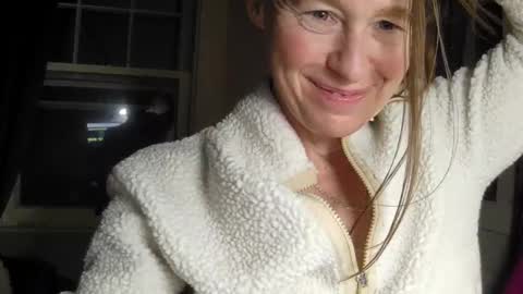 FabOmobono online show from January 19, 2025, 11:00 pm