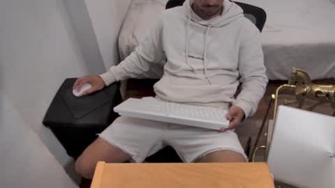 fabiano_hernandes30 online show from November 29, 2025, 7:44 am