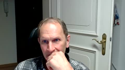 Snapshot of fabiansoohot chatting on June 19, 2026, 7:17 pm Fabian online show from June 19, 2026, 7:17 pm