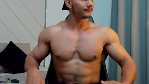 Snapshot of fabiorissi chatting on November 15, 2025, 10:59 pm FABIO online show from November 15, 2025, 10:59 pm