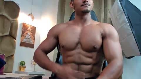 Snapshot of fabiorissi chatting on November 19, 2025, 9:26 pm FABIO online show from November 19, 2025, 9:26 pm