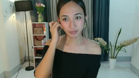 fabulous_sharpey online show from May 6, 2026, 10:09 am