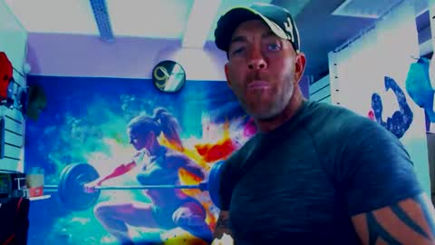 fabxxxl online show from October 25, 2025, 11:51 am