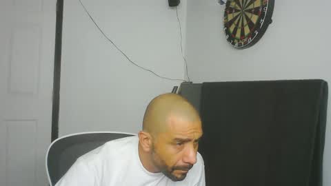 Snapshot of faded805 chatting on June 11, 2026, 8:34 am Mark online show from June 11, 2026, 8:34 am