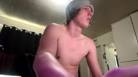 fadedboy4u online show from December 5, 2025, 7:43 pm