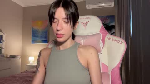 Bloom  online show from September 17, 2025, 11:56 am