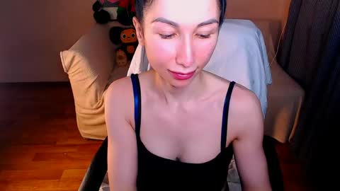 Snapshot of fairy_elli_hot chatting on June 1, 2026, 10:22 pm Elli online show from June 1, 2026, 10:22 pm