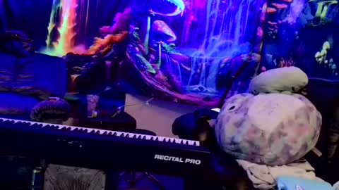 fairy_moan online show from February 7, 2026, 9:35 am