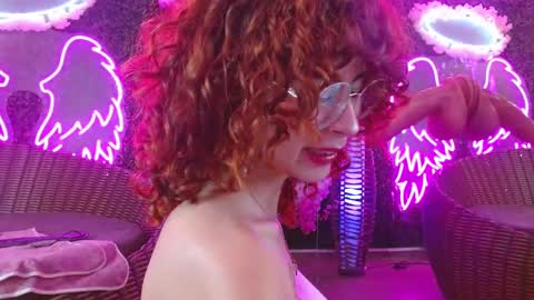 FAIRY online show from February 18, 2025, 11:52 pm