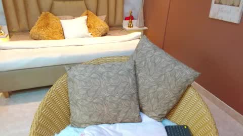 FAIRY online show from October 3, 2025, 8:28 pm