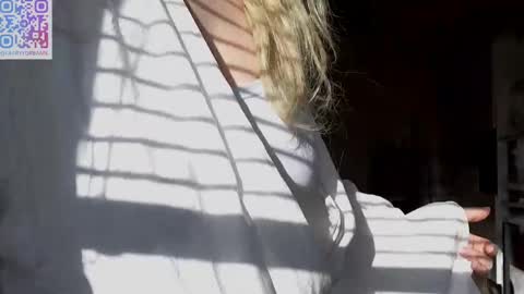 Snapshot of fairydreams_ chatting on February 20, 2025, 11:53 am Arisha online show from February 20, 2025, 11:53 am