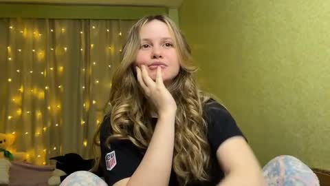 Snapshot of fairyilona chatting on December 24, 2024, 2:12 pm Ilona online show from December 24, 2024, 2:12 pm