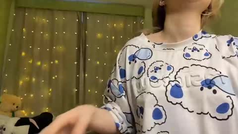 Snapshot of fairyilona chatting on December 25, 2024, 1:41 pm Ilona online show from December 25, 2024, 1:41 pm