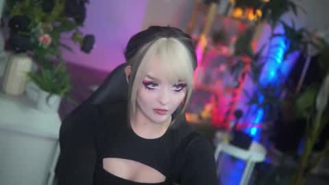 faith_chan online show from October 8, 2025, 2:53 am