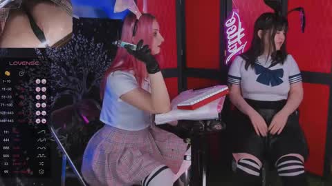 Snapshot of faketattoo chatting on December 20, 2024, 5:29 pm Angelina and Alice online show from December 20, 2024, 5:29 pm