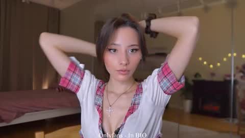 Kaori online show from February 20, 2026, 7:25 pm