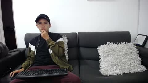 FallGays online show from January 29, 2025, 2:19 am