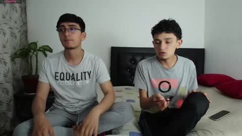 FallGays online show from September 26, 2025, 11:42 pm