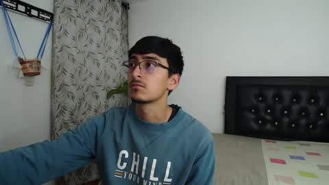 FallGays online show from October 19, 2025, 10:43 pm