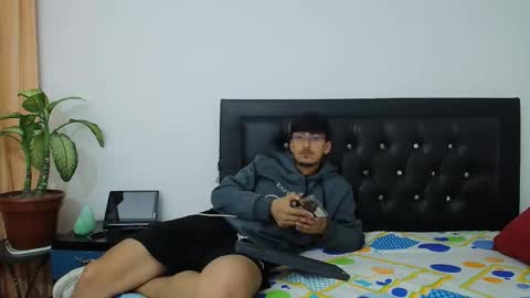 FallGays online show from February 18, 2026, 11:44 pm