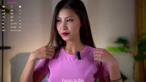 Kim online show from November 8, 2025, 2:17 pm