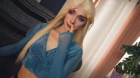 Alexandra x Alexandro online show from September 26, 2025, 10:14 pm