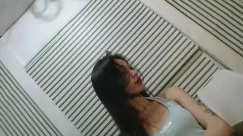 Alexandra x Alexandro online show from April 9, 2026, 6:13 pm