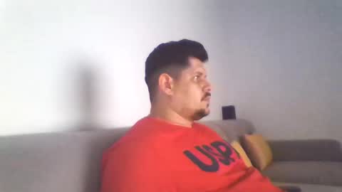 Snapshot of famousboy1 chatting on June 4, 2026, 6:58 pm YoungChris online show from June 4, 2026, 6:58 pm