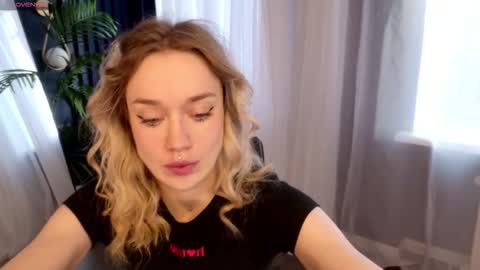 Snapshot of fancyamelia chatting on October 21, 2025, 12:50 pm fancyamelia online show from October 21, 2025, 12:50 pm