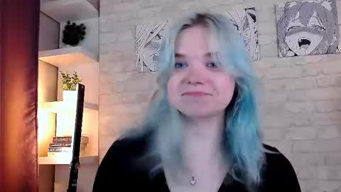 Snapshot of fancybella chatting on October 25, 2025, 2:35 pm Bella online show from October 25, 2025, 2:35 pm