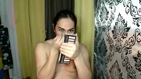 Snapshot of fantastic_allena07 chatting on November 20, 2025, 2:45 am Allena online show from November 20, 2025, 2:45 am