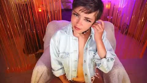 Snapshot of fantastic_sonya chatting on November 24, 2025, 1:16 am Fantastic Sonya online show from November 24, 2025, 1:16 am