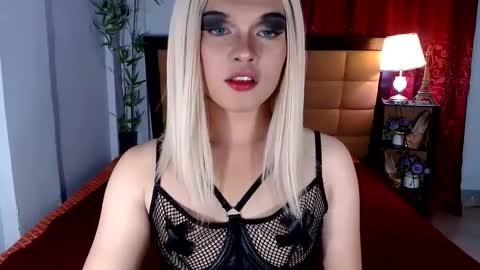 DANIELLA - DONT FORGET TO GIVE ME A THUMBSU UP online show from December 14, 2024, 12:01 pm