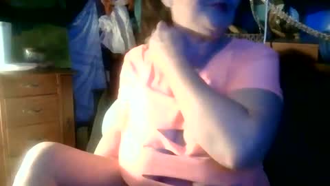 Snapshot of fantasymaid49 chatting on January 19, 2025, 4:44 am fantasymaid49 online show from January 19, 2025, 4:44 am