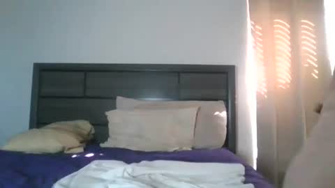 fantasywifebri online show from November 23, 2025, 4:40 pm