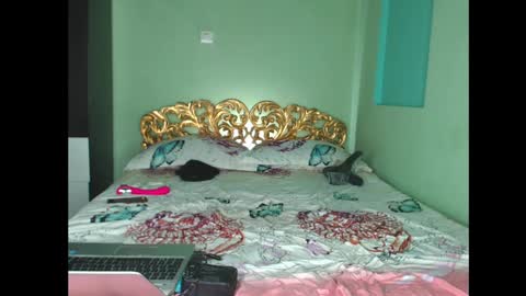 Snapshot of farfalina_hot chatting on February 28, 2025, 5:26 am farfalina online show from February 28, 2025, 5:26 am