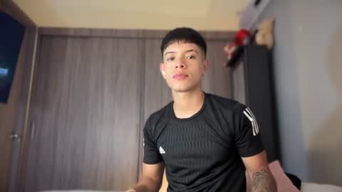 Snapshot of farid_jake_ chatting on July 7, 2026, 12:57 am farid_jake_ online show from July 7, 2026, 12:57 am