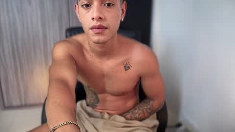 Snapshot of farid_jake_ chatting on July 9, 2026, 5:50 pm farid_jake_ online show from July 9, 2026, 5:50 pm