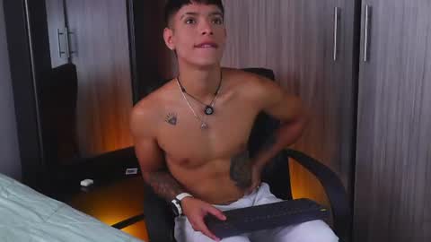 Snapshot of farid_jake_ chatting on July 24, 2026, 4:49 pm farid_jake_ online show from July 24, 2026, 4:49 pm