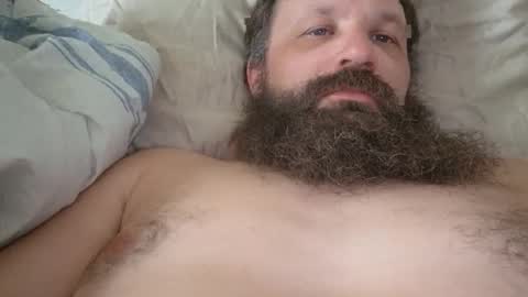 Snapshot of farm2boy chatting on April 1, 2026, 5:32 pm Farm2boy online show from April 1, 2026, 5:32 pm