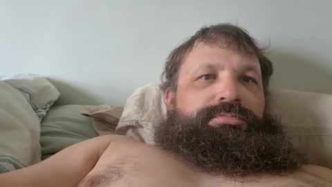 Snapshot of farm2boy chatting on April 28, 2026, 4:23 pm Farm2boy online show from April 28, 2026, 4:23 pm