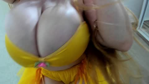 call me Farradayy online show from November 21, 2025, 3:00 pm